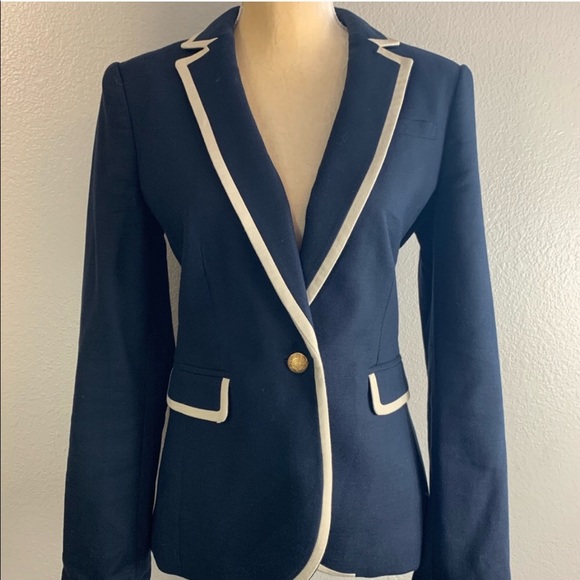 navy blazer white trim